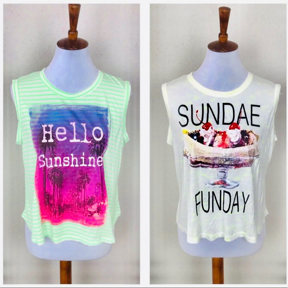 sleeveless light weight graphic T- shirt bundle Lg